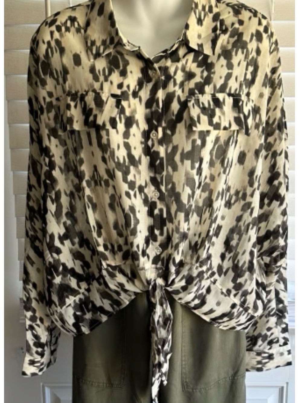 Adrianna Papell Black & White Tie-Front Animal Print Blouse